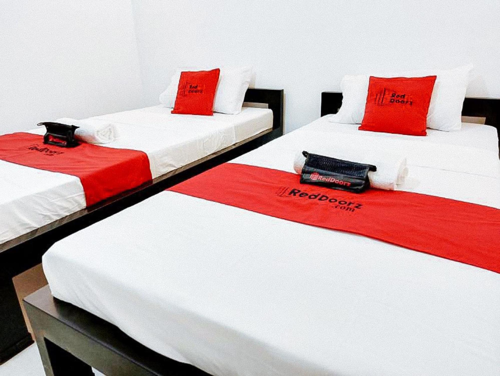 Reddoorz At San Antonio Binan Laguna Ngoại thất bức ảnh